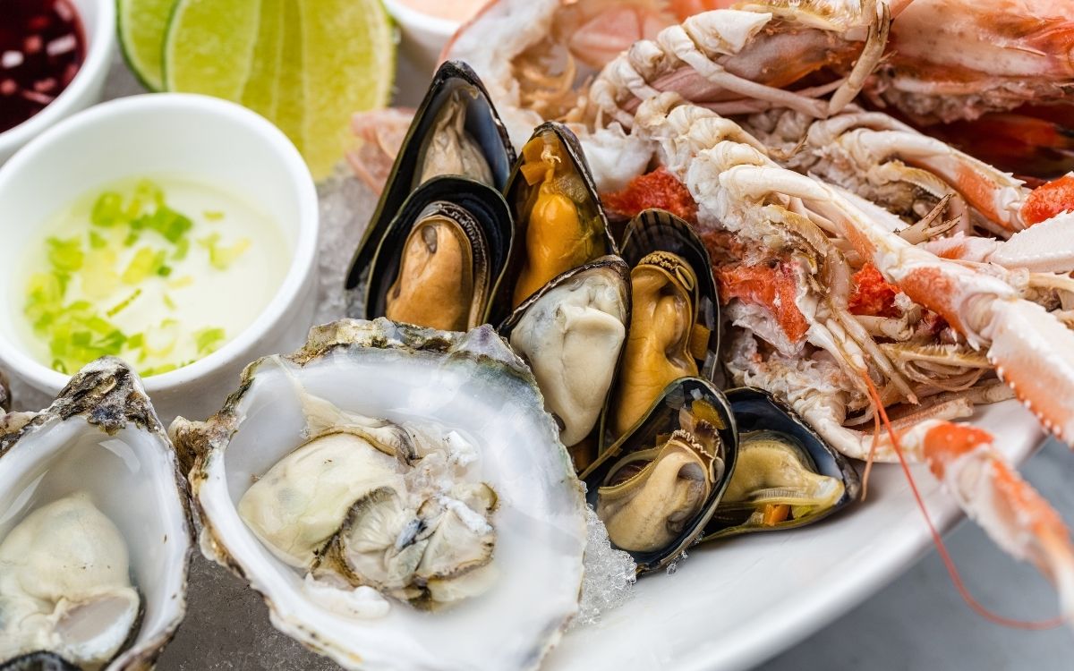 Тарілка з морепродуктами